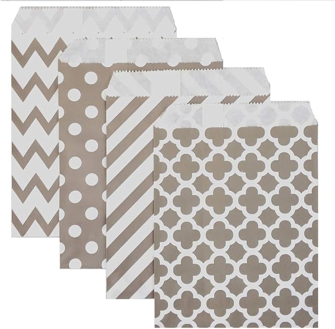 KEYYOOMY 200 Pcs Grey Candy Buffet Bags - Small Polka Dot Paper Treat Bags for Wedding & Birthday Party (5 x 7 inch)