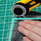 MANUFORE 4pcs Square Quilting Ruler (32cm/24cm/16cm/12cm) Sewing Acrylic Ruler Anti-Slip Metric Ruler DIY Quilting Tools with Clear Printed Lines for Precise Cutting