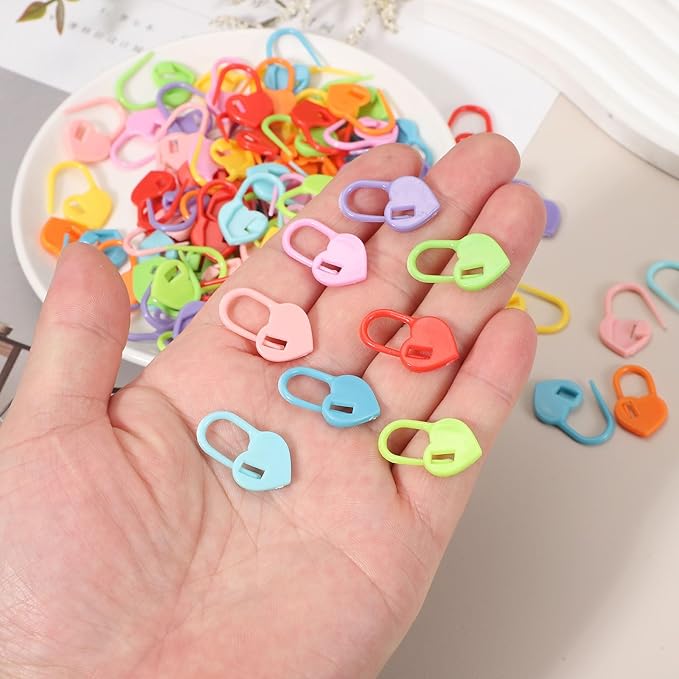 uxcell 200pcs Stitch Markers for Crocheting, Heart Shaped Crochet Marker Needle Clip Counter for Knitting Clothing Tag DIY Craft,Yellow