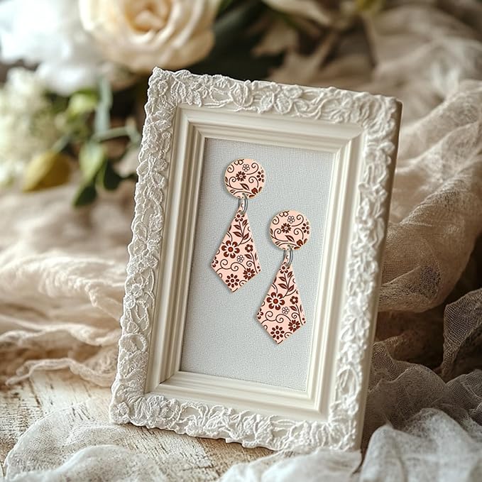 CHGCRAFT Vine Flowers Pattern Polymer Clay Texture Sheet Curly Plants and Leaves Silicone Texture Mat for Polymer Clay Making Earrings Jewelry DIY Crafts 5.5 × 5.5 Inch