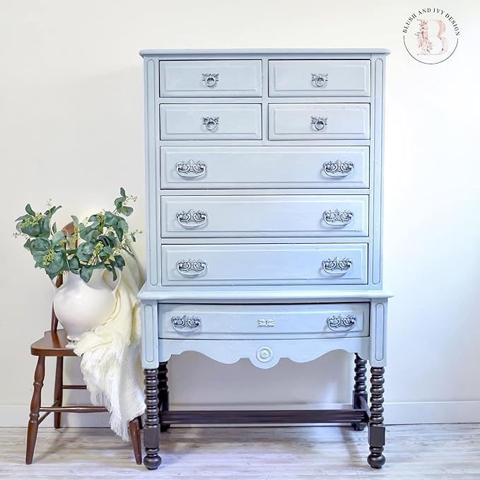 Dixie Belle Paint Company Chalk Finish Furniture Paint - Savannah Mist (8oz) - Matte Cloudy Blue Chic Chalk Mineral DIY Furniture Paint