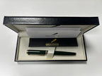 BEILUNER Racing Green Fountain Pen,Stunning Luxury Pens with 24K Gold Finish, Gorgeous 24K Gilded Nib(Fine), Trustworthy Gift for Men&Women -Ink Converter-Elegant, Graduation,Fancy Pen for Writing