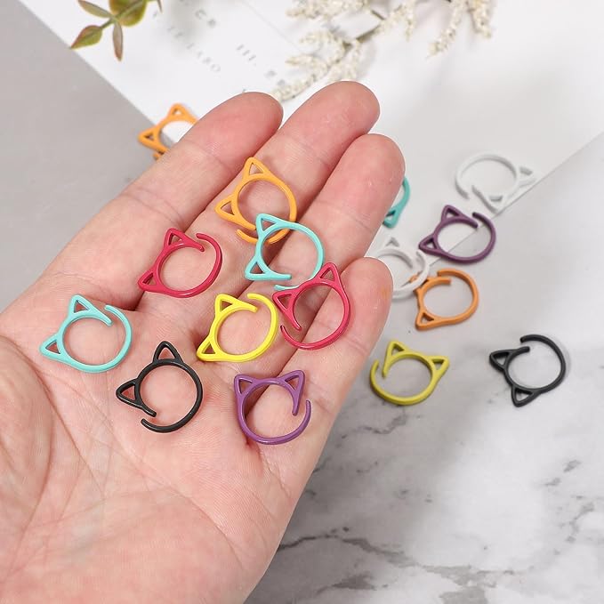 uxcell 50pcs Stitch Markers, Spiral Stitch Markers Crochet Needle Clip Counter Knit Ring Crochet Locking Sewing Accessories for DIY Handcraft Knitting and Crocheting, Violet