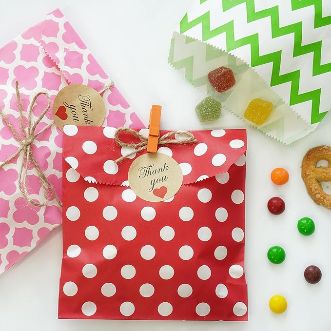KEYYOOMY 100 Pcs Light Pink Candy Buffet Bags Small Cookie Bags Polka Dot Paper Treat Bags for Wedding Birthday Party (5 inch x 7 inch)