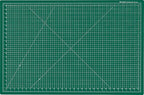 Dahle Vantage 10473 Premium Self-Healing Cutting Mat, 24"x36", 1/2" Grid, 5 Layers for Max Healing, Perfect for Crafts & Sewing, Green